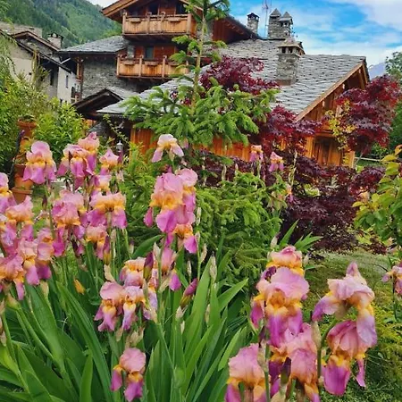 Annie - Parblanc Guest house